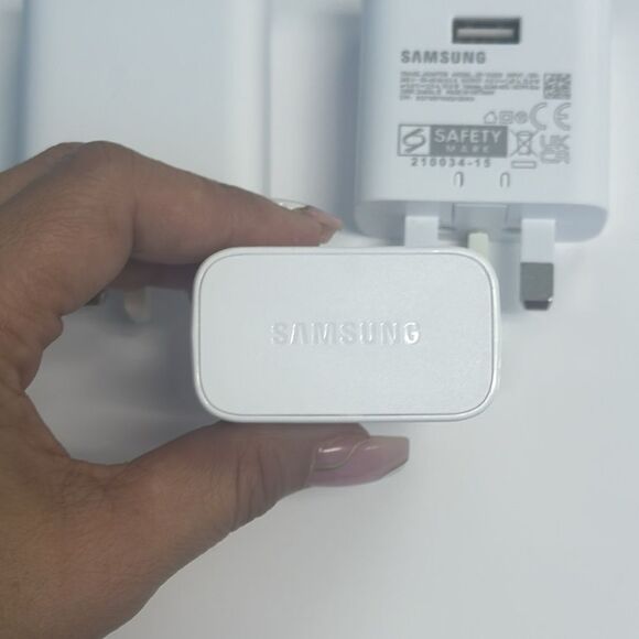 NEW 3 Pack Samsung (9V/1.67A) 15W EU Travel Adapter Charger - White(EP-TA200) - Picture 5 of 9